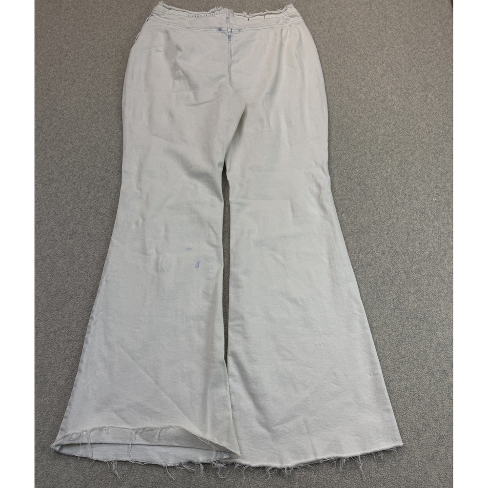 Wild Fable Womens 10 Low Rise Flare Jeans White Light Wash Raw Hem Y2K - Picture 8 of 10